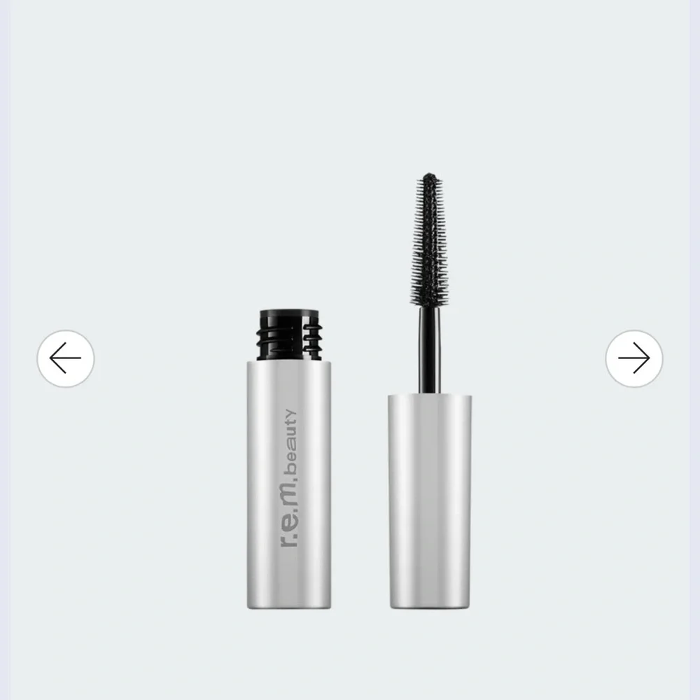r.e.m. beauty black Mascara